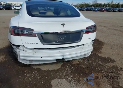 2016 Tesla Model S 60D/70D/75D/85D/90D из США, поврежденный, VIN 5YJSA1E29GF142834